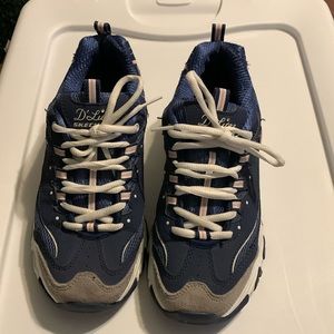 Skechers Women’s 6.5 Tennis Shoes